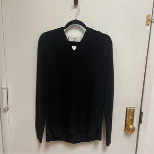 100% Cashmere Hooded Black V-Neck Sweater Size M